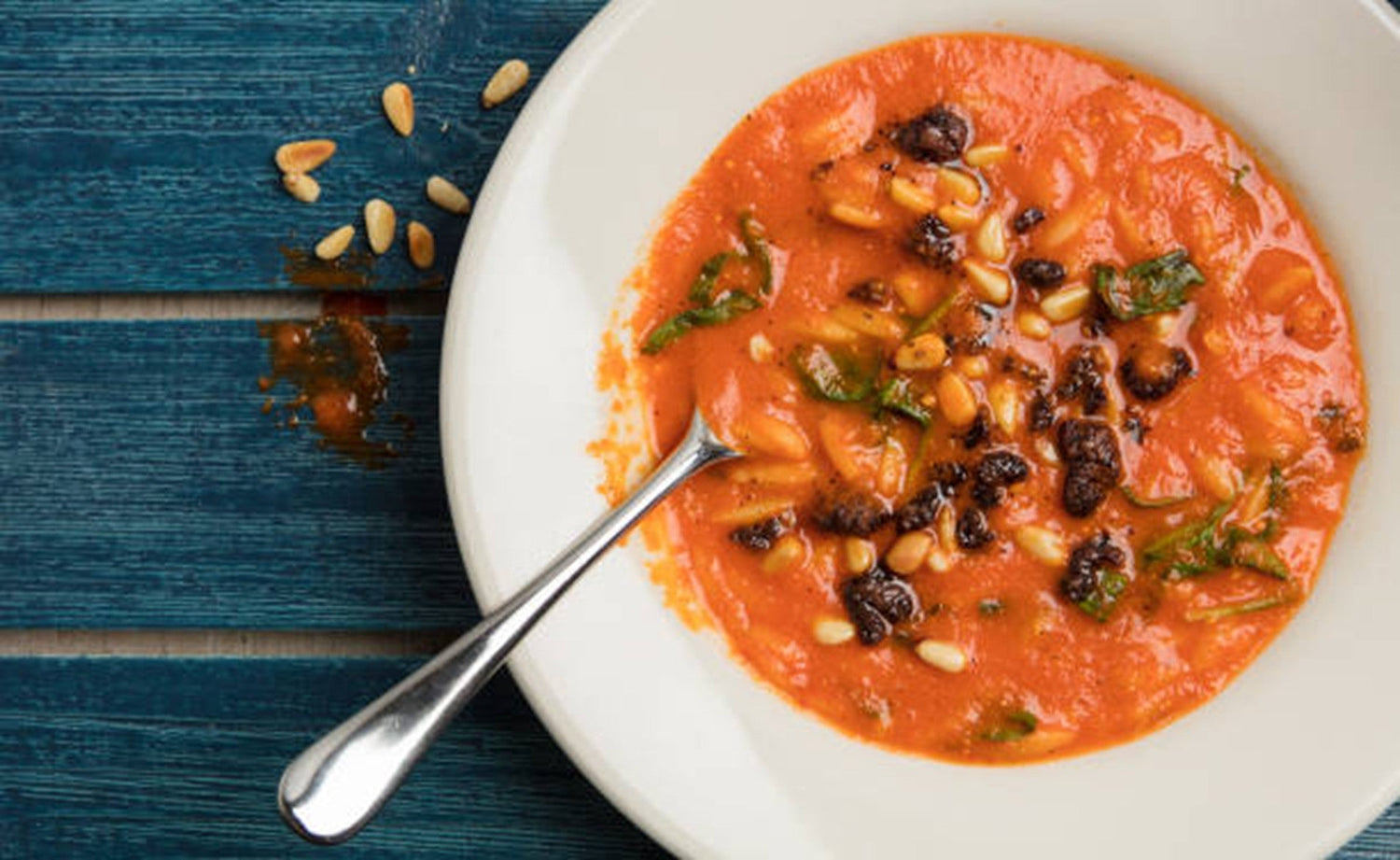 How to Build a 10 Minute Vegetarian Soup Lunch Using Pantry Staples and Soup Mix